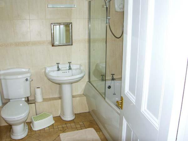 The Grange Villa Walton West ภายนอก รูปภาพ