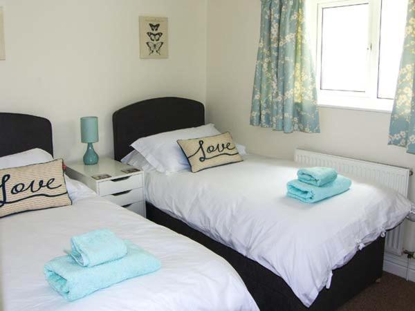 The Grange Villa Walton West ภายนอก รูปภาพ
